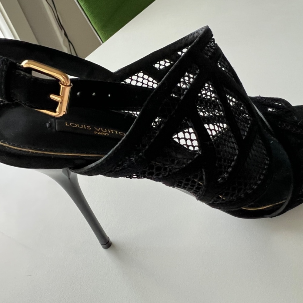 Sandals - Picture 4 of 7